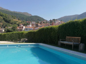 Chalet individual con piscina en pleno Valle del Tiétar (Gredos), Mijares